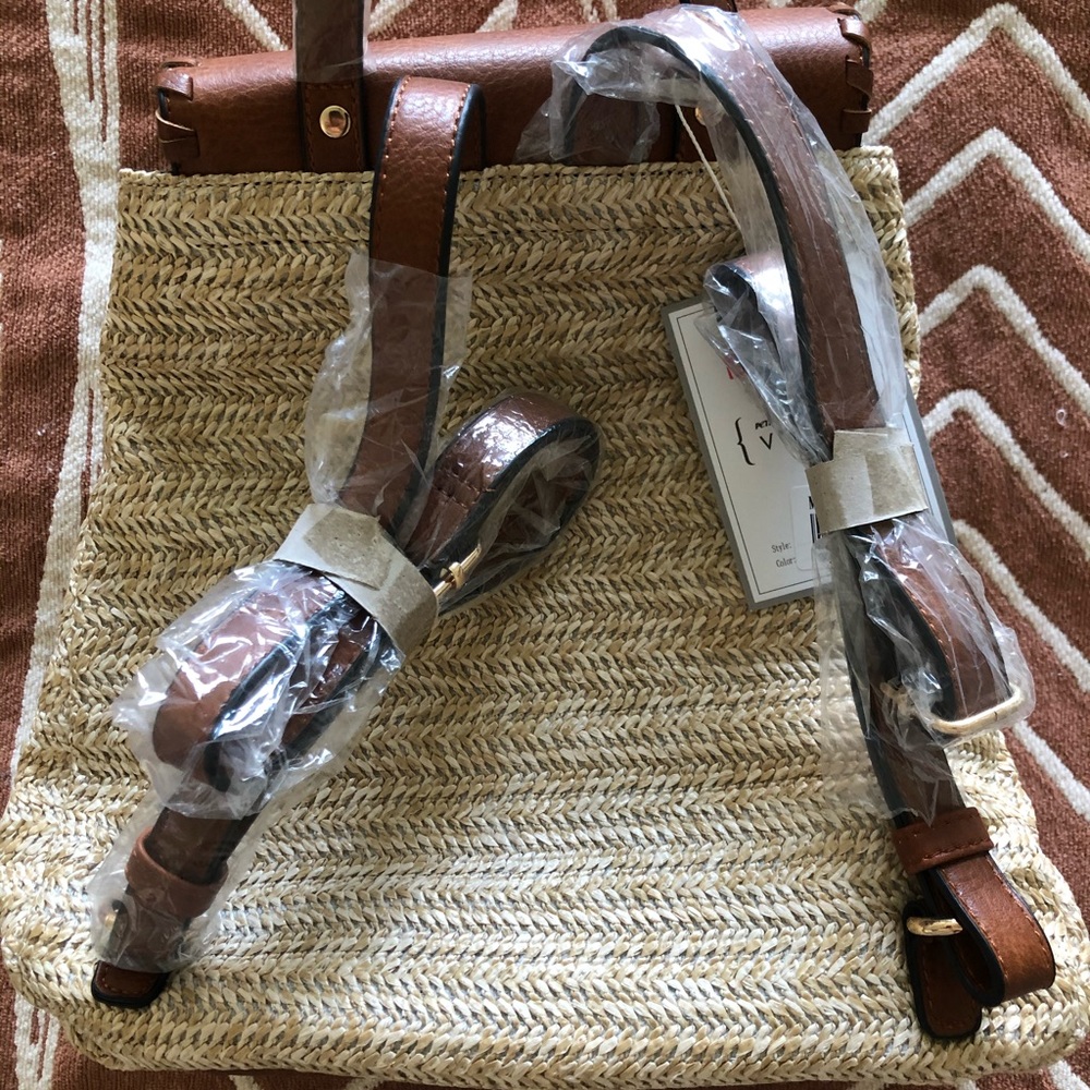 Purse - Picture 2 of 2